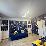 Kitty Downtown * דברצן