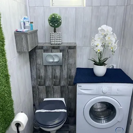 Kitty Downtown Apartmán